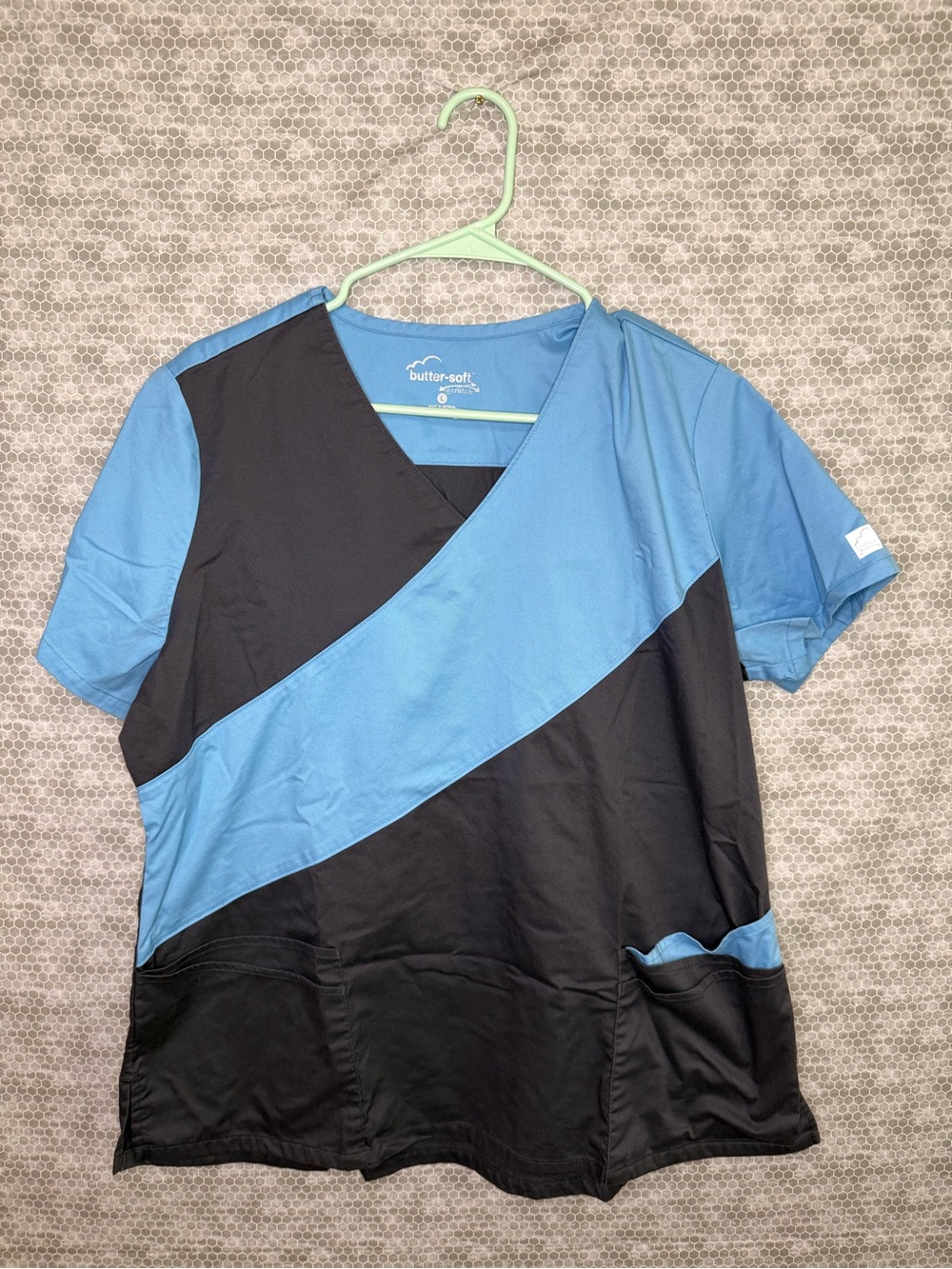 Butter-soft Blue and Black Large Scrub Top Short Sleeve